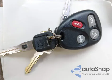 1998 Buick Century Custom из США, поврежденный, VIN 2G4WS52M8W1431857